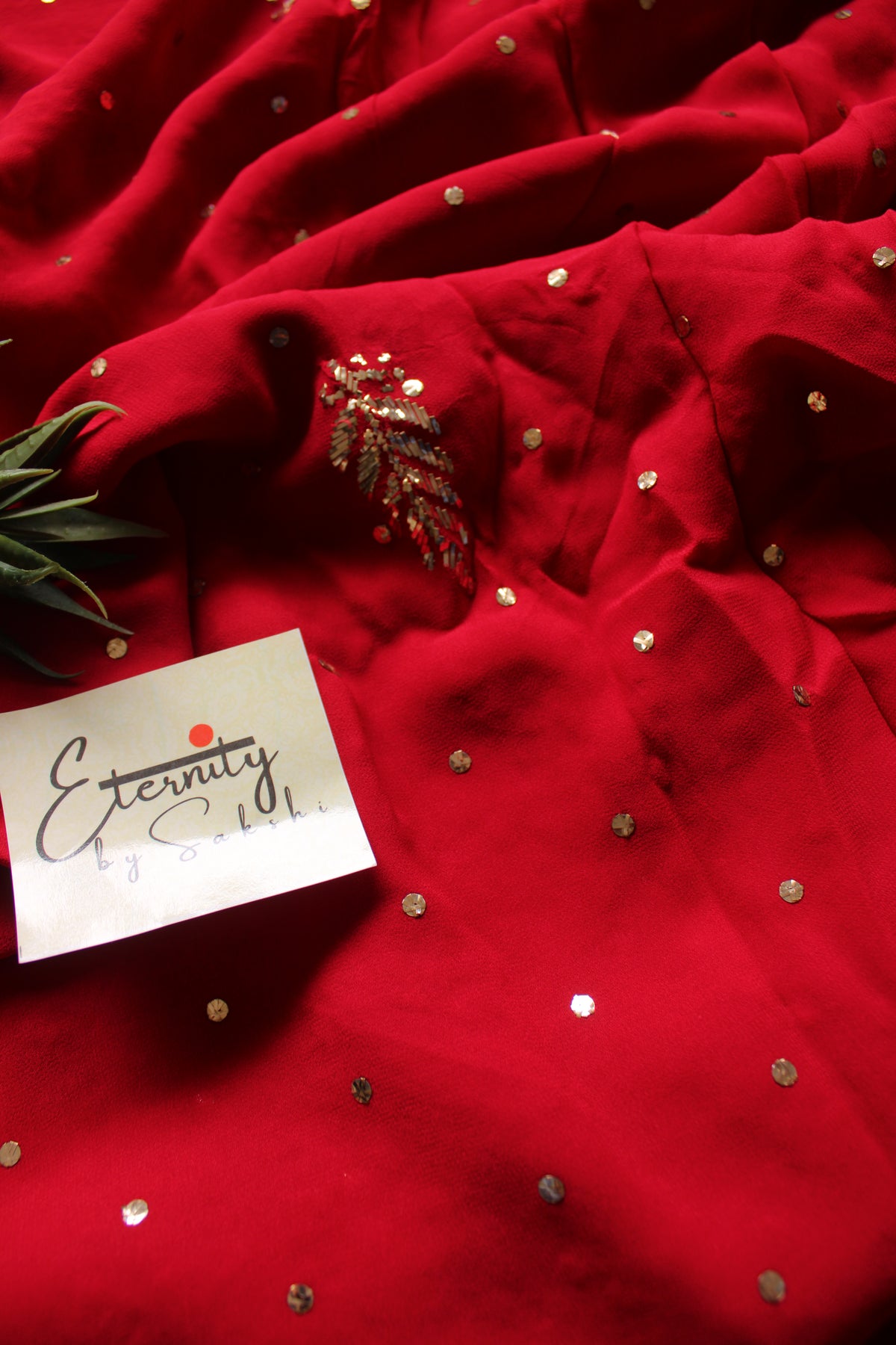 Red Kamdani Mukesh Handwork Saree