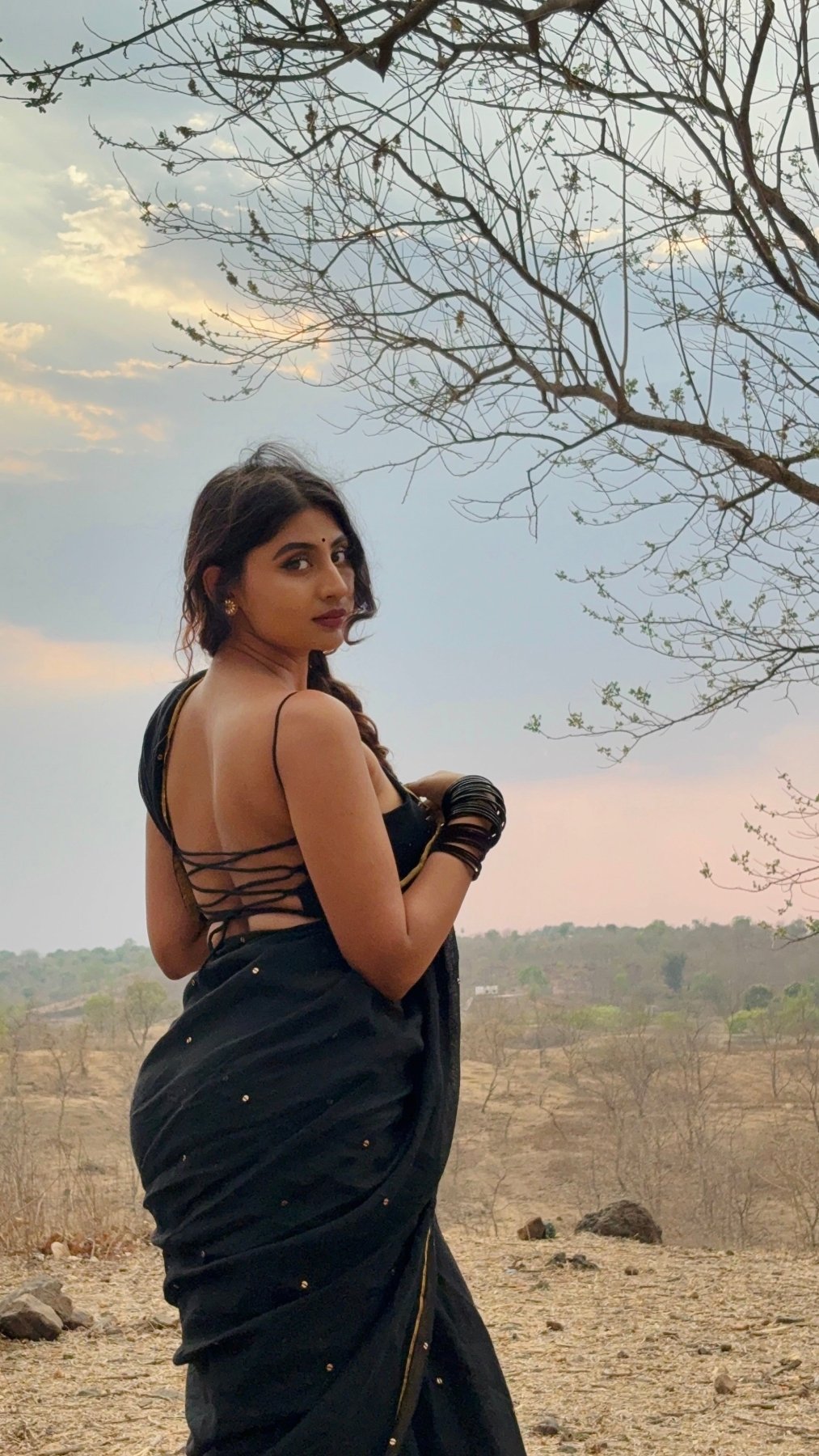 Black Raina Linen Saree - Eternity by Sakshi