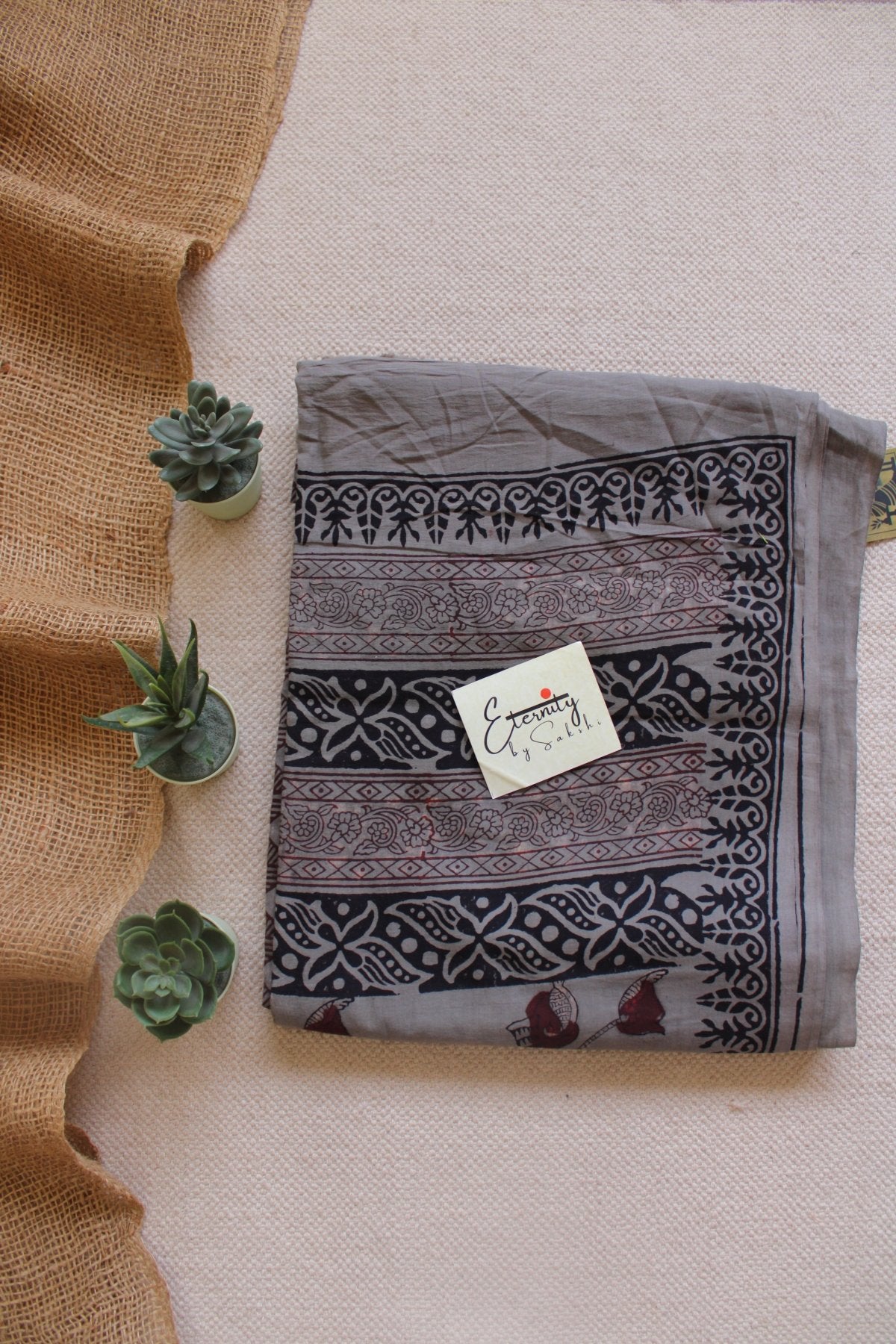 Trikona Handprinted Grey Cotton Saree - Eternity by Sakshi