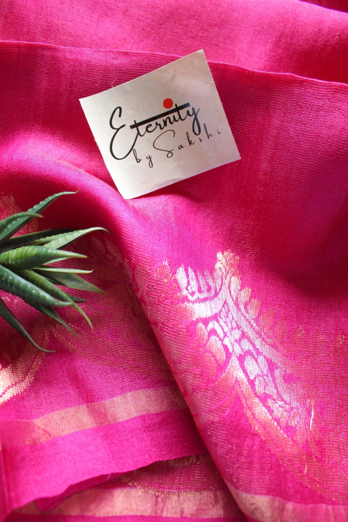 Gulaabi Nazakat Saree - Eternity by Sakshi