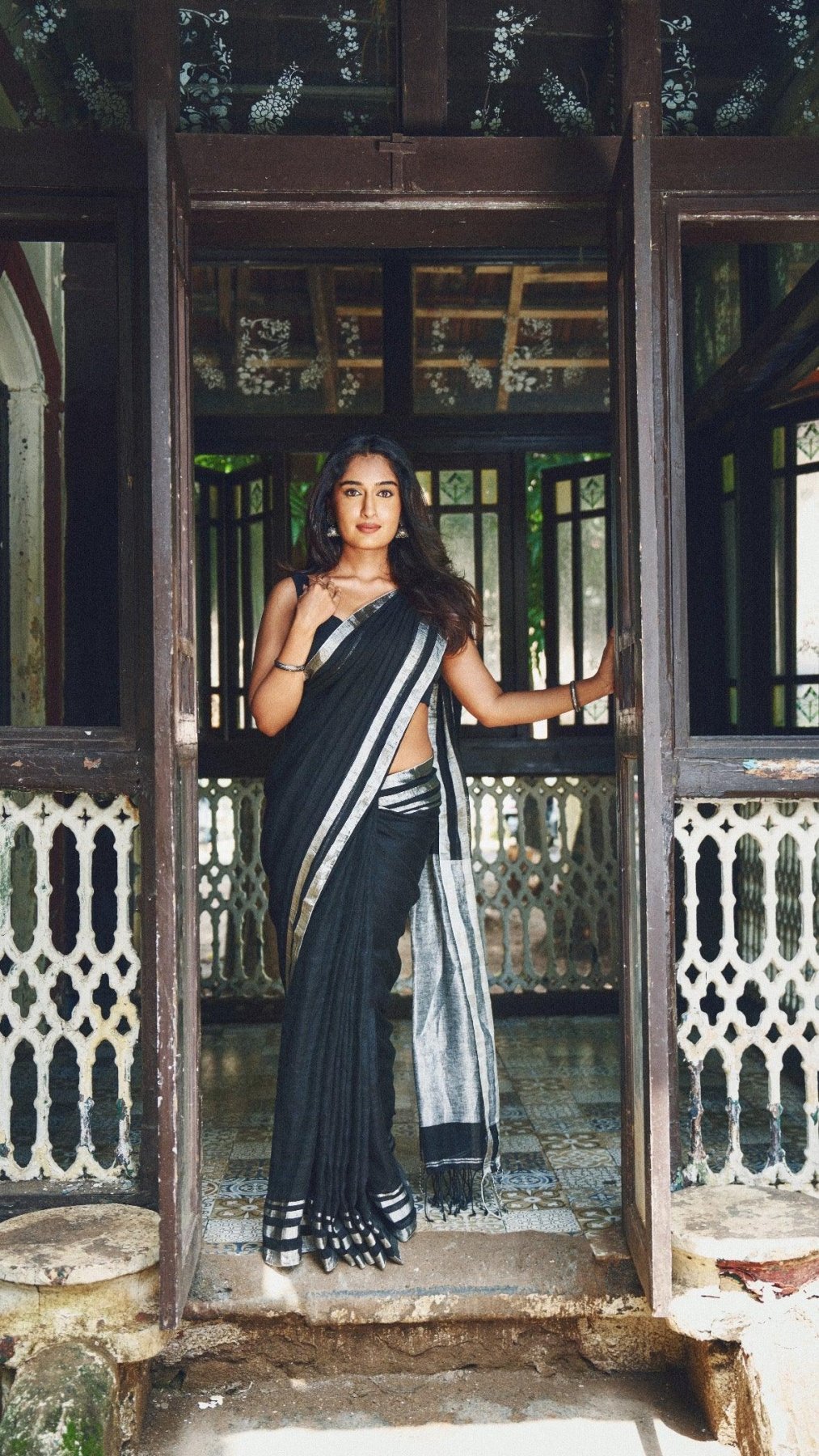 Black Linen Saree - Eternity by Sakshi