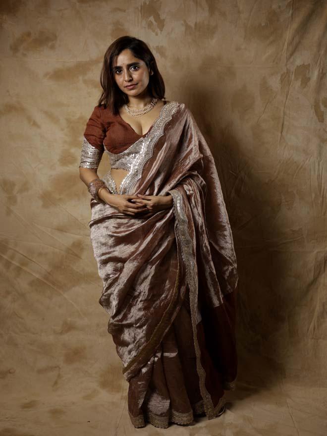 Cinnamon Metallic Linen Saree - Eternity by Sakshi