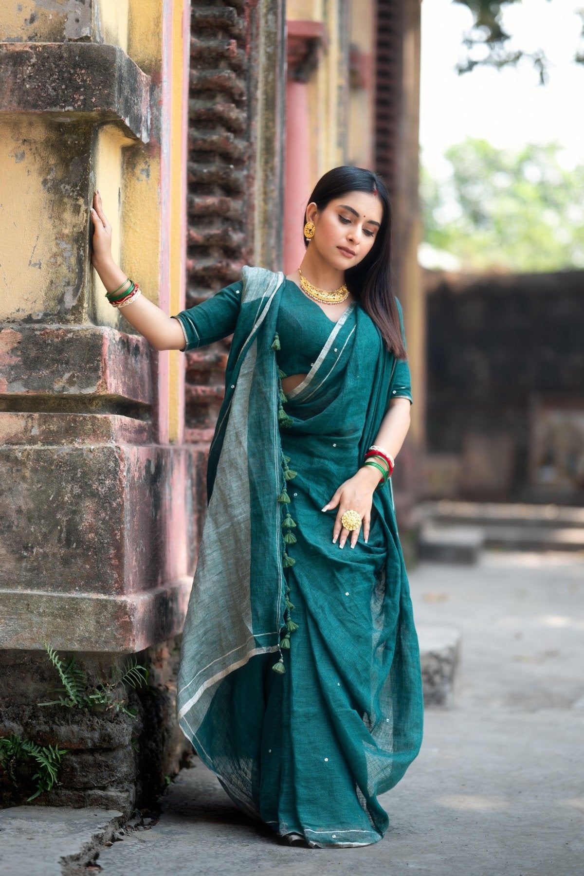 Green Raina Linen Saree - Eternity by Sakshi