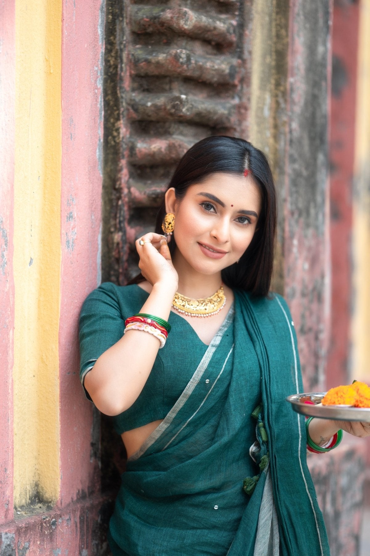 Green Raina Linen Saree - Eternity by Sakshi