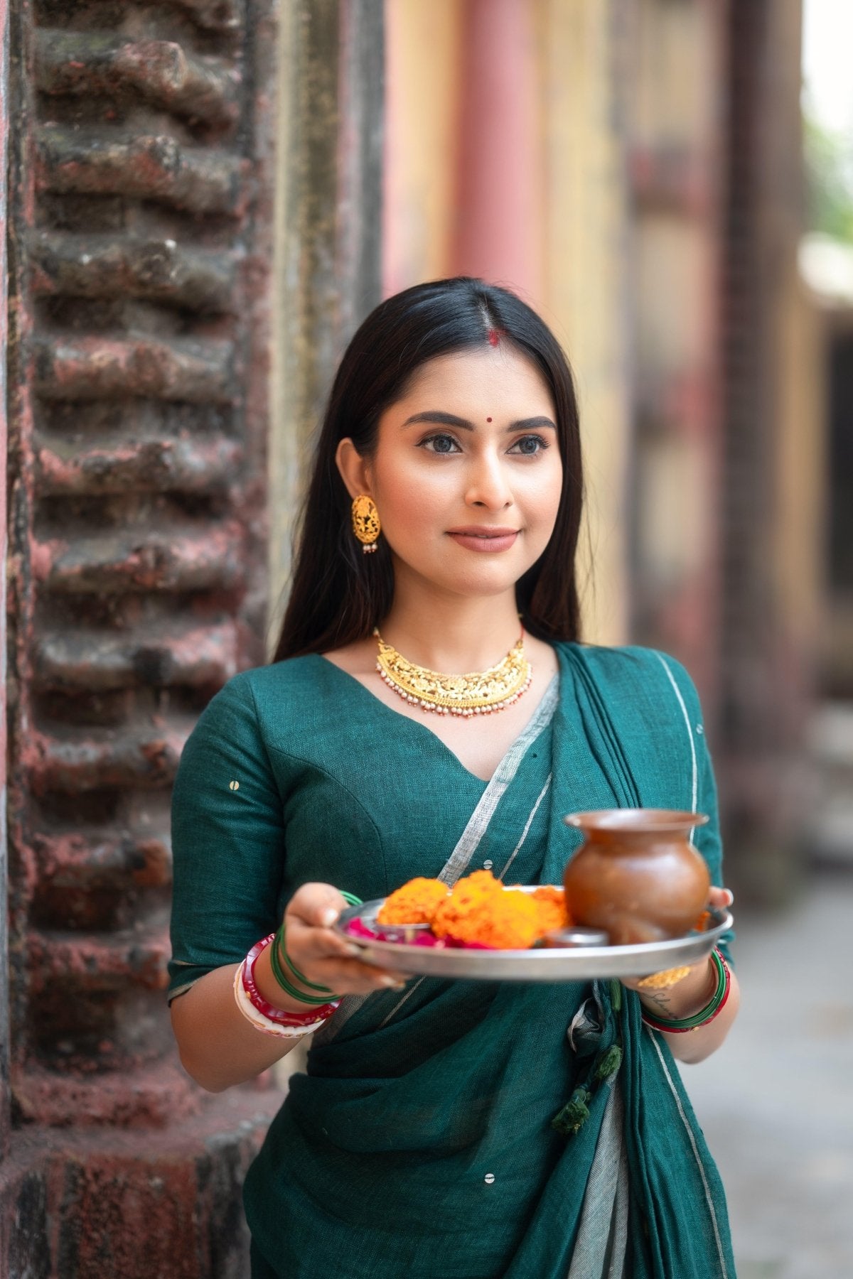 Green Raina Linen Saree - Eternity by Sakshi