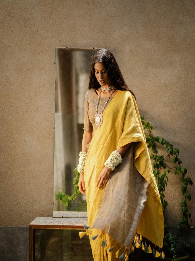 Molten Linen Saree - Eternity by Sakshi