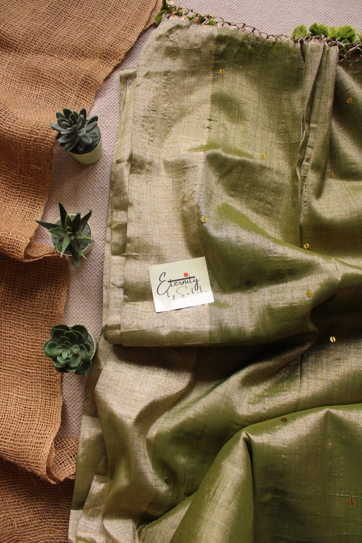 Pista Green Metallic Tissue