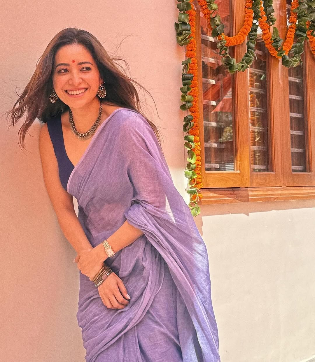 NEELAMBAR BREEZY SAREE - Eternity by Sakshi