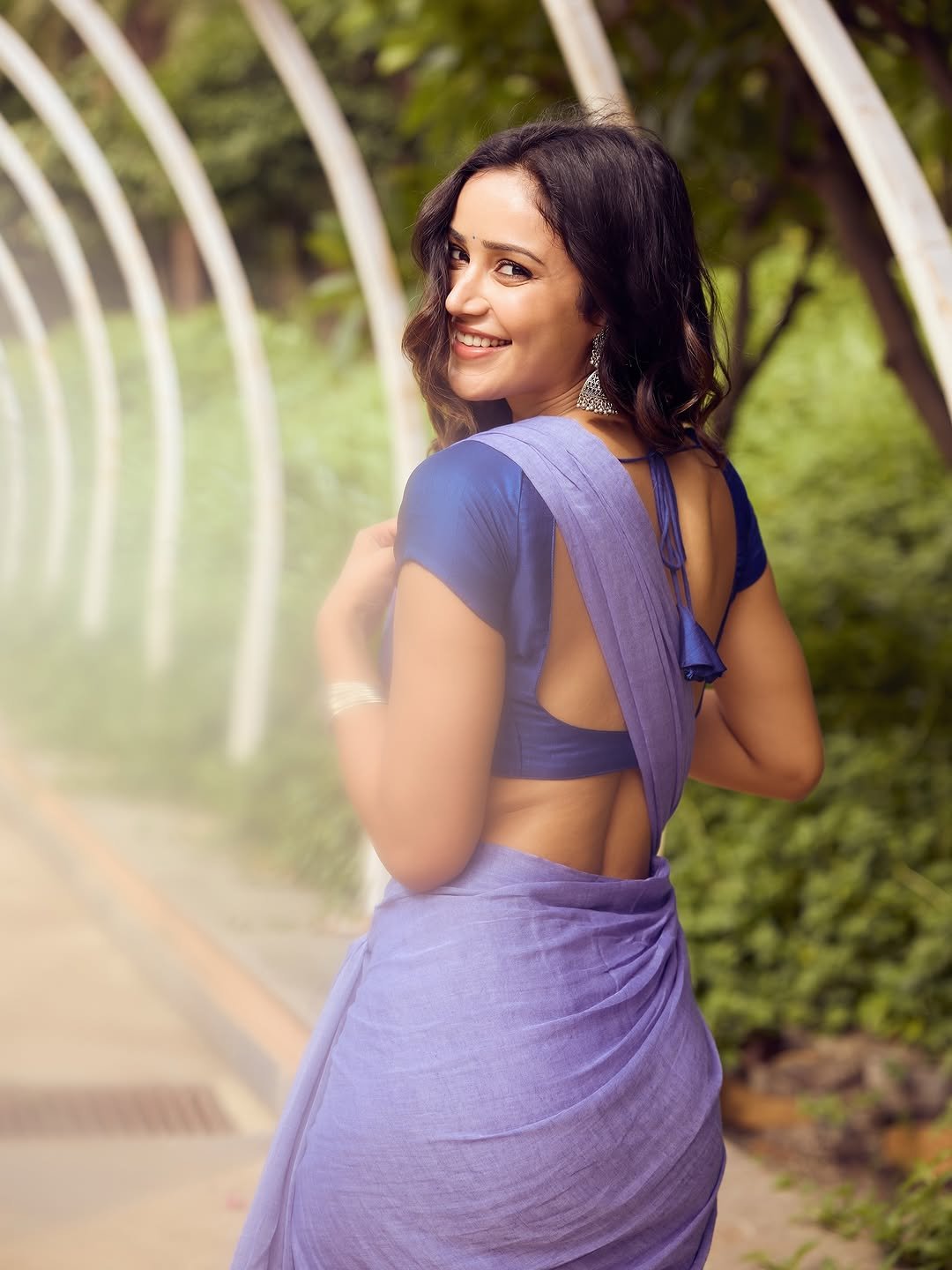 NEELAMBAR BREEZY SAREE - Eternity by Sakshi