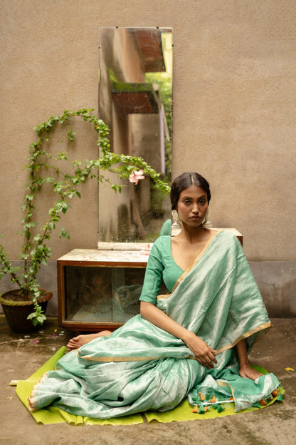 Arjuna Metallic Linen Saree