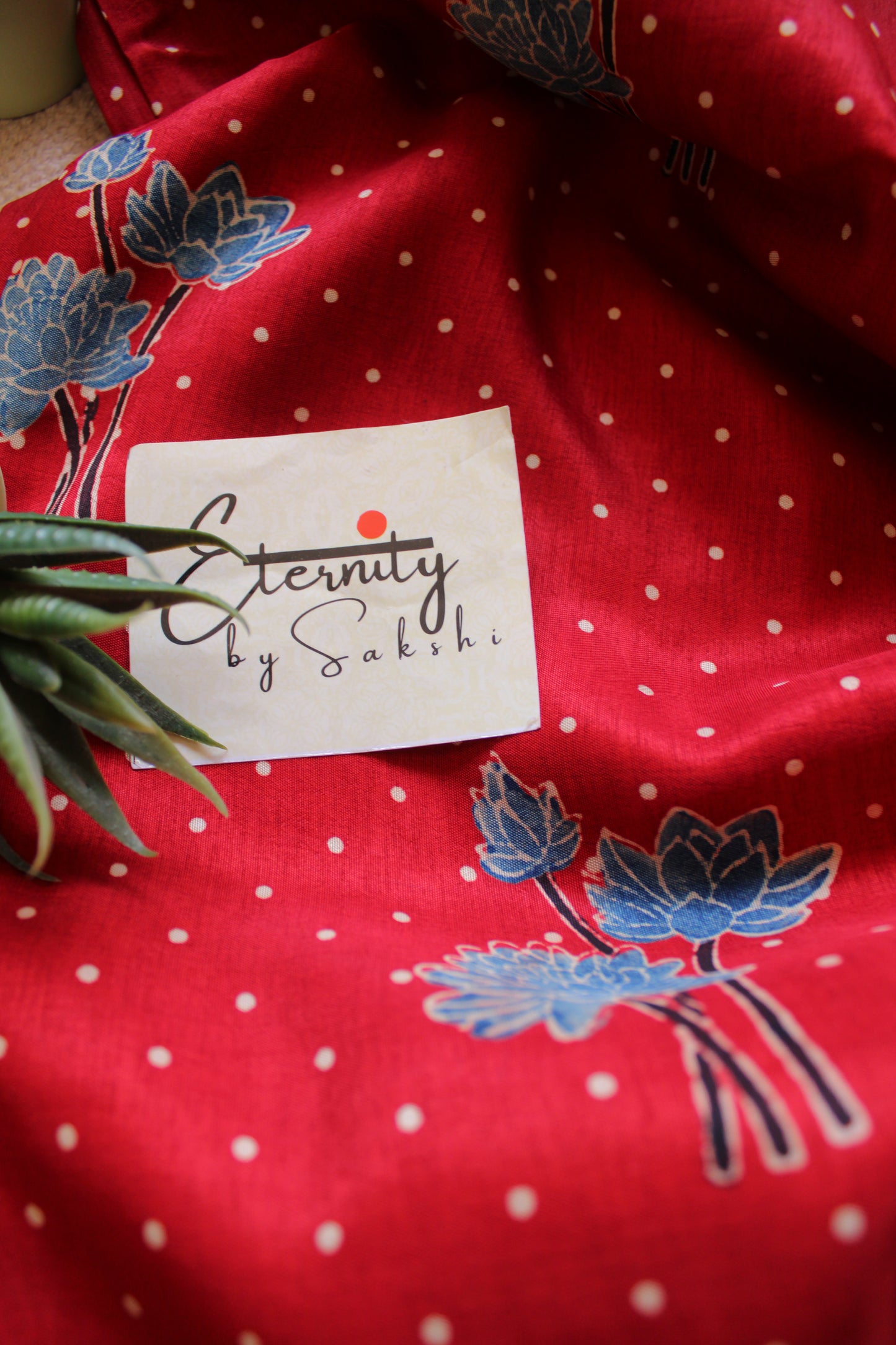 Exclsuive Floral Print Dola Silk Saree