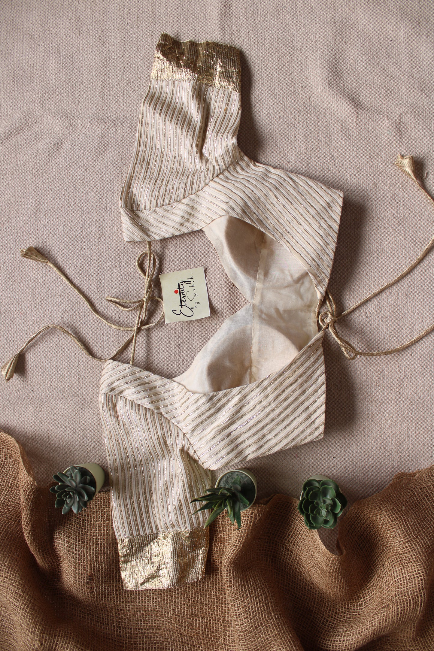 Sunehri Dhaaga Patch Blouse