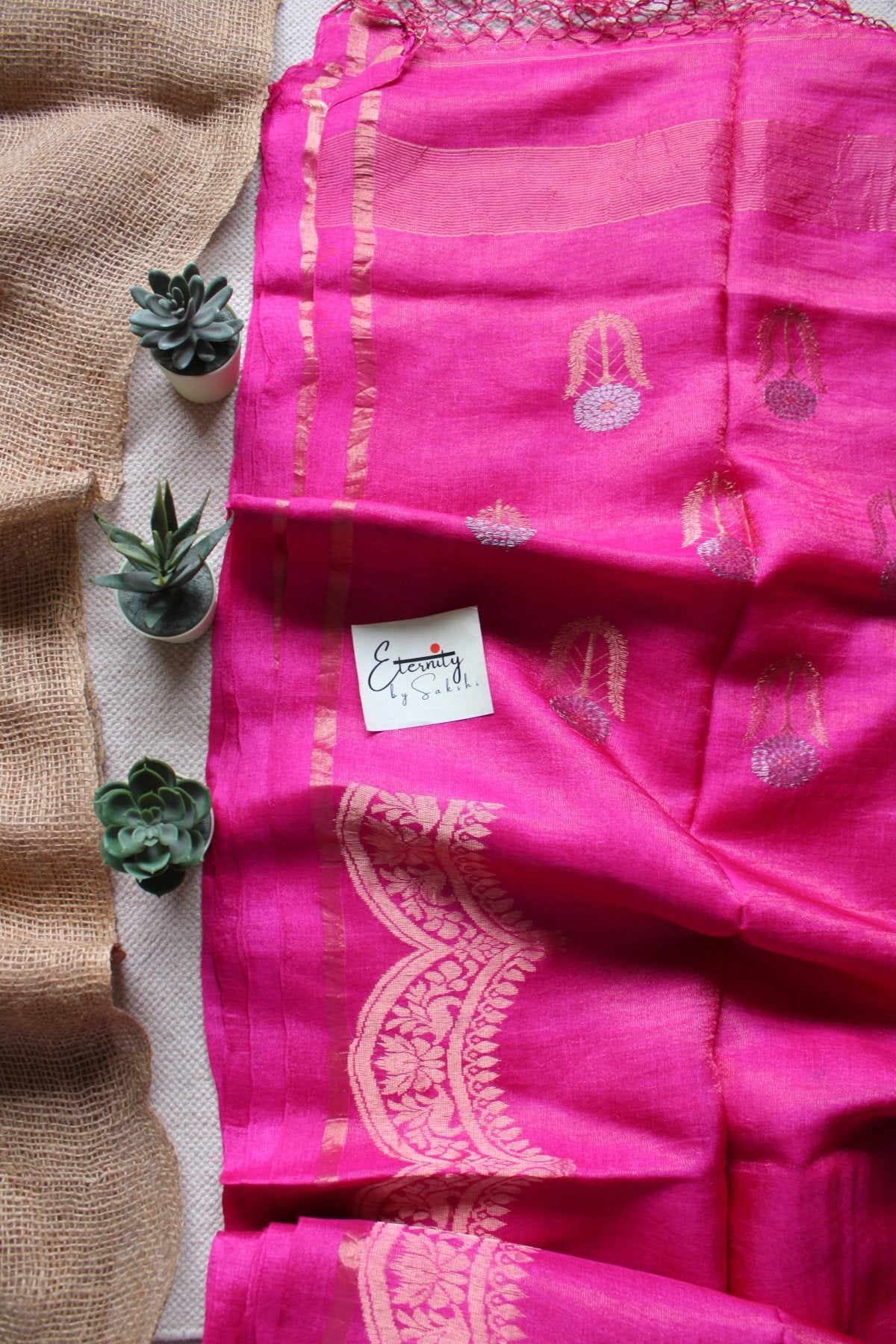 Gulaabi Nazakat Saree - Eternity by Sakshi