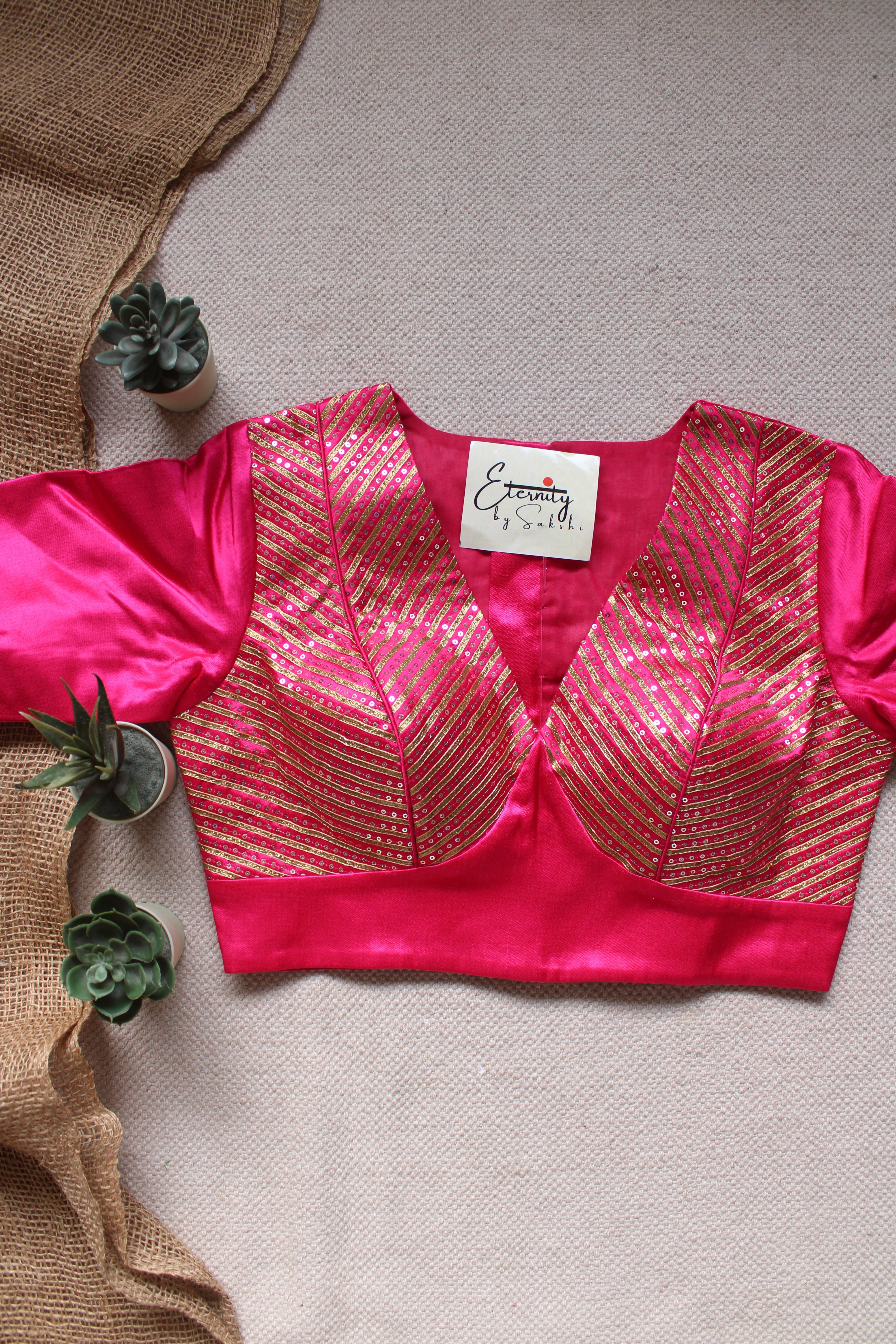 Gulaabi Dhruv Tara Patch Blouse