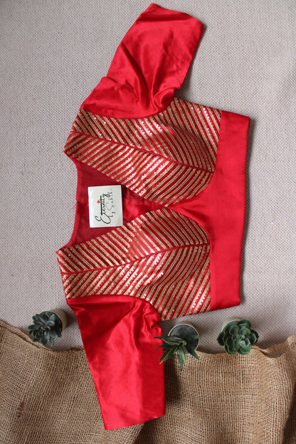 Laal Dhruv Tara Patch Blouse